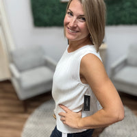 Liverpool - Sleeveless Crew Neck Pleated Top