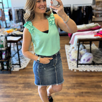 Linds - Sleeveless Top with Ruffle Shoulder