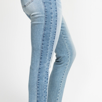 Judy Blue - High Rise Vintage Wash Slim