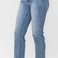 Judy Blue - Mid Rise Relaxed Fit with Cooling Technology