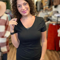 Zyah - Basic V-Neck Tee