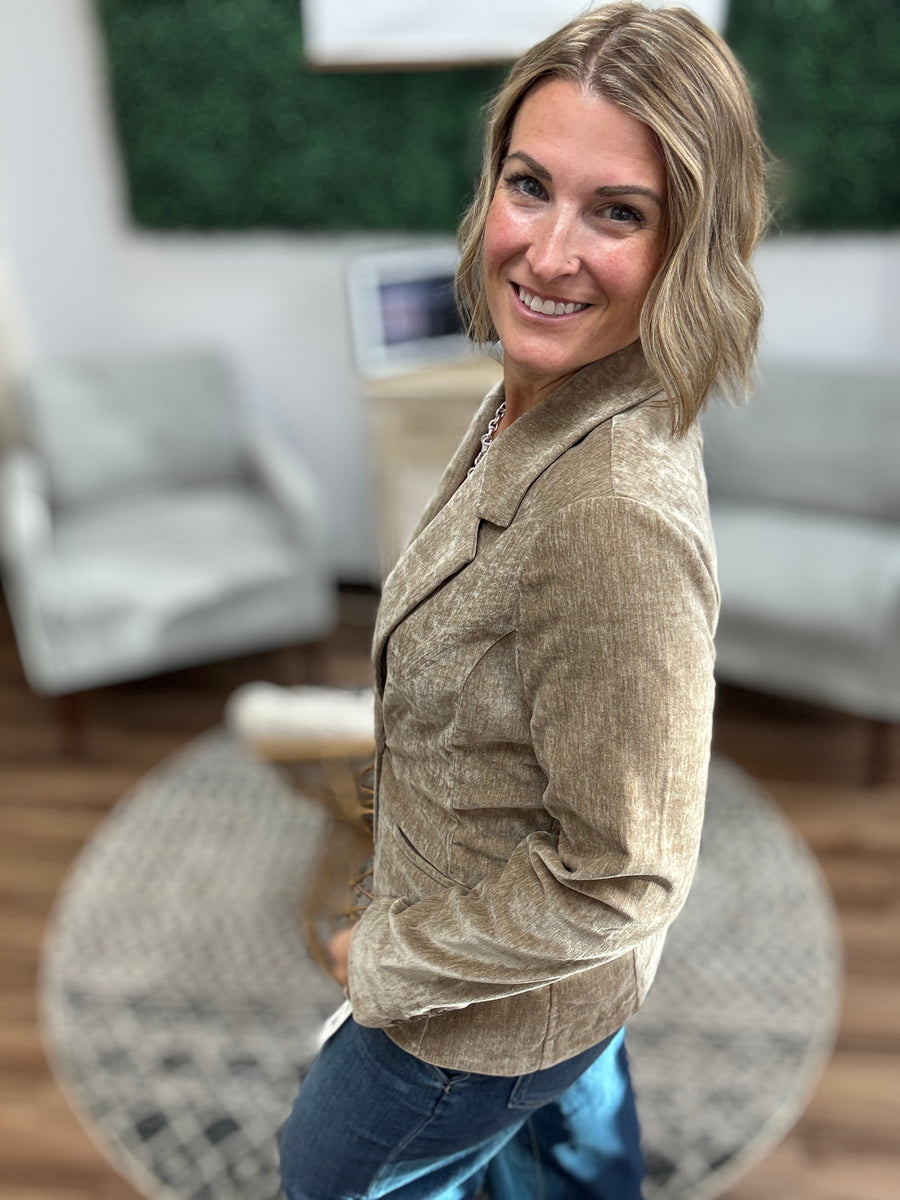 Liverpool - Velvet Fitted Collared Long Sleeve Blazer