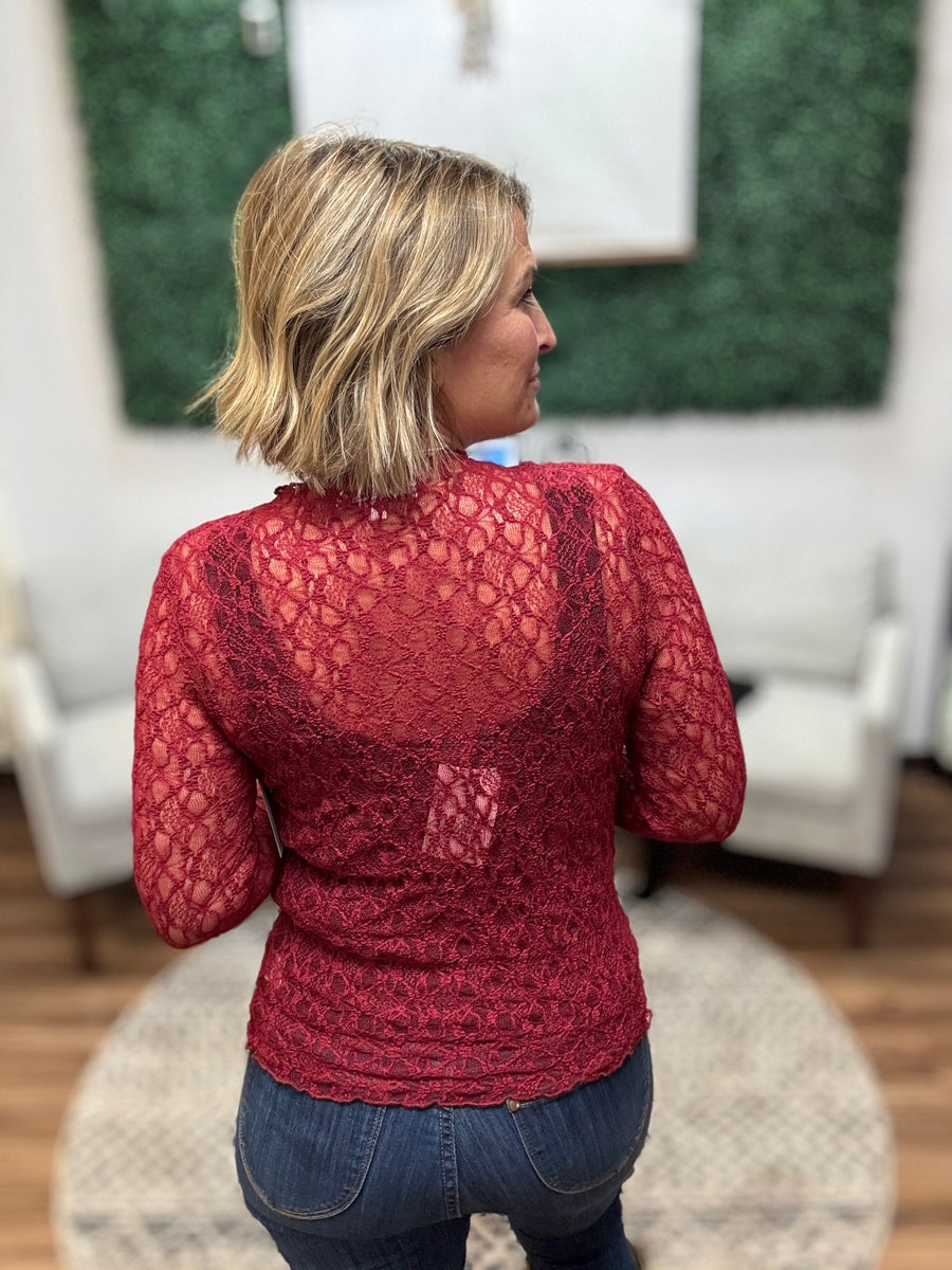 Jolie Lace Thumbhole Top - Wine