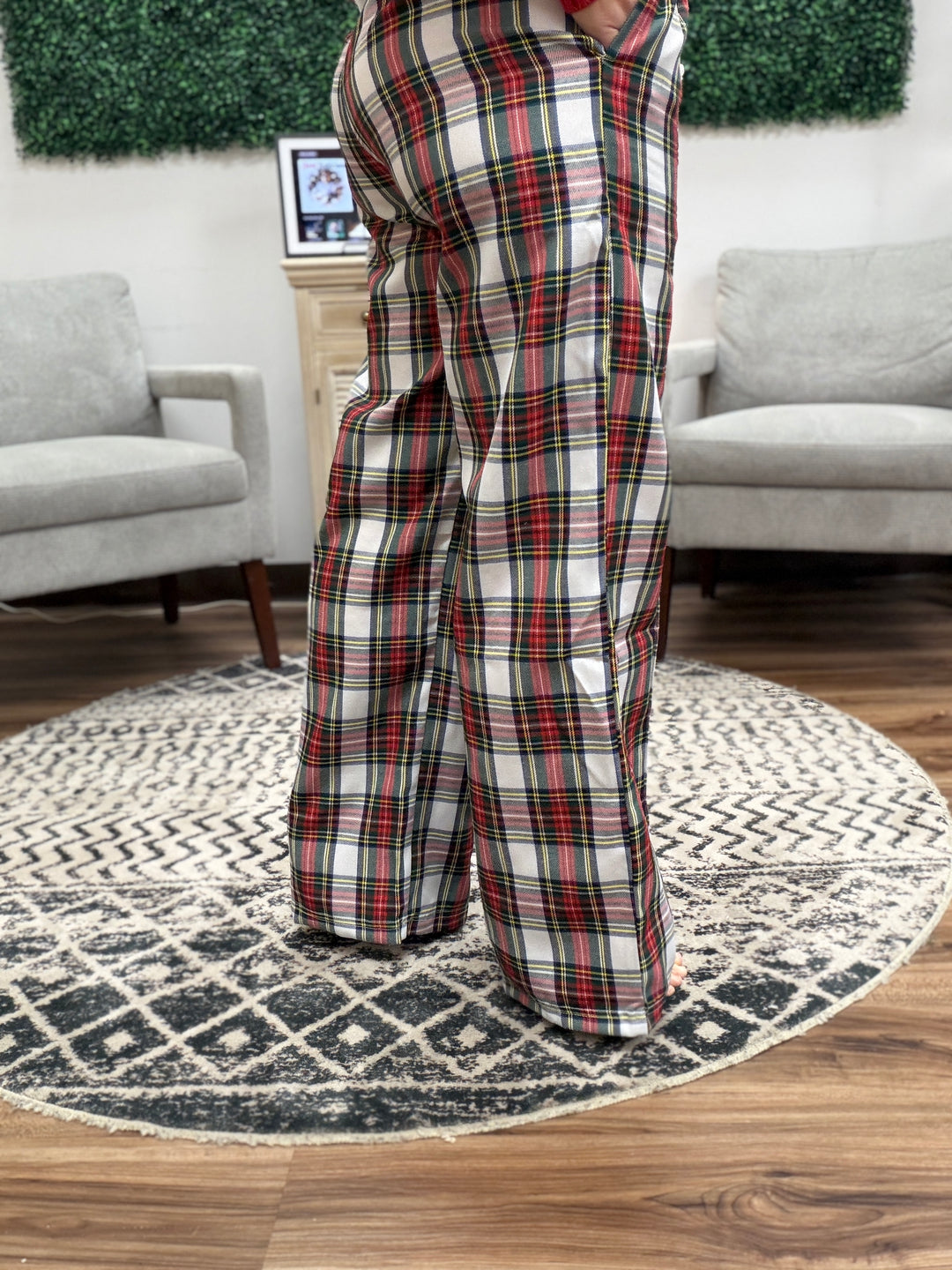 Everywear Pant - White Plaid