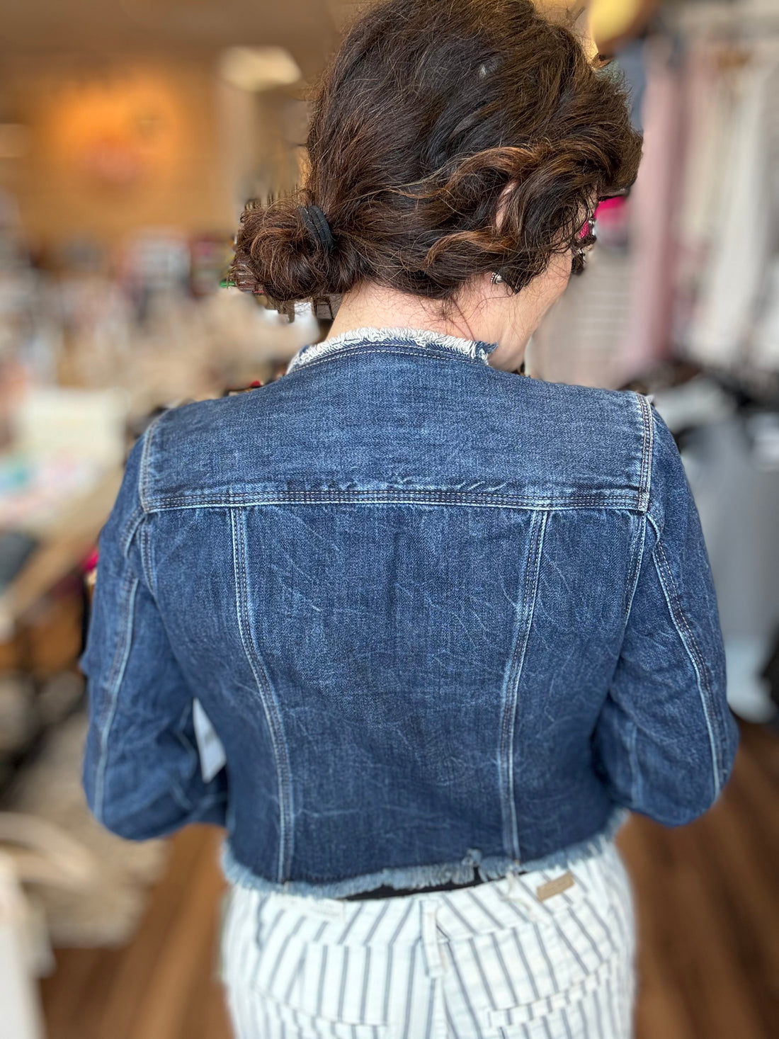 Liverpool - Classic Jean Jacket with Fray Hem