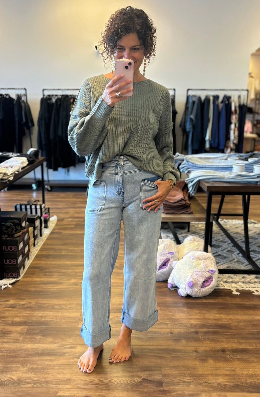 Mara - Drop Shoulder Sweater