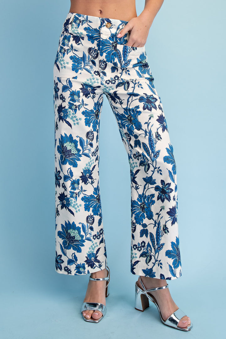Blue Willow Floral Cropped Pants