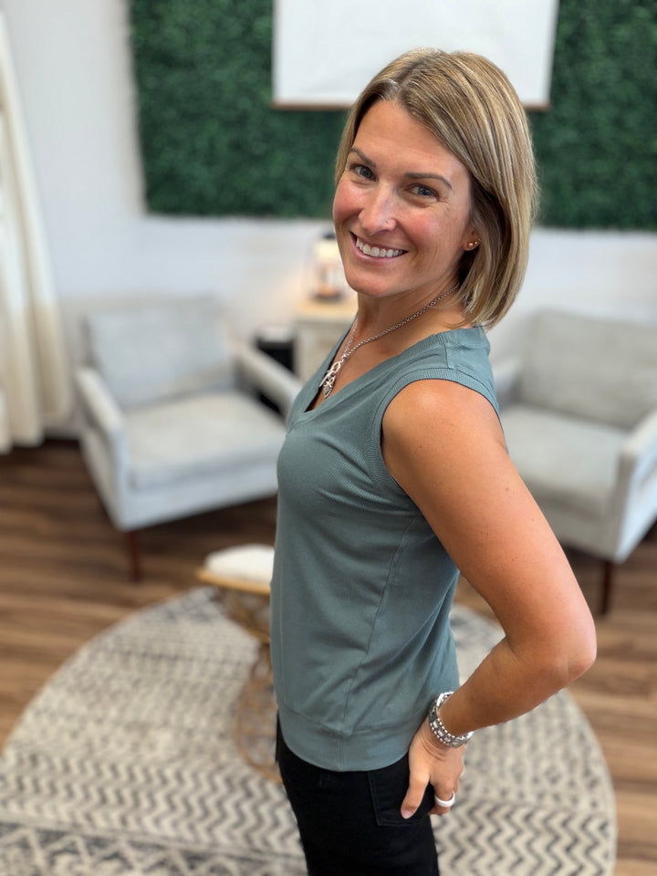 Luxe Air Ribbed V-Neck Tank - Spruce