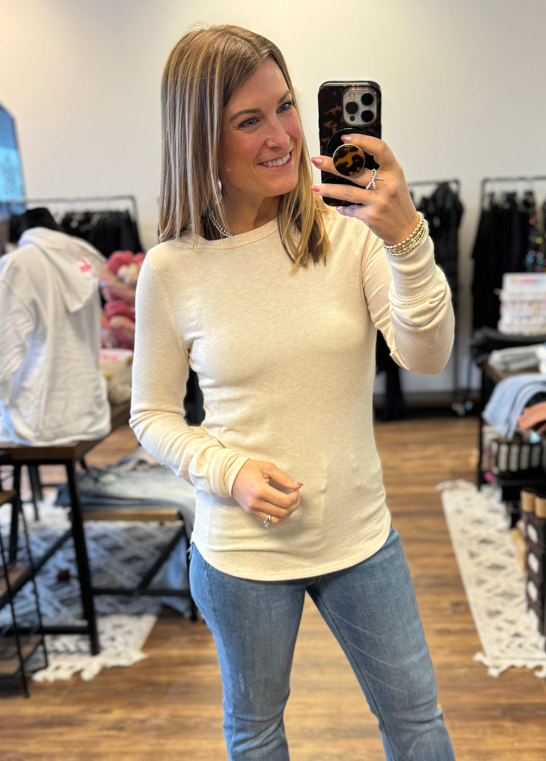 Stacy Essential Top - Oatmeal