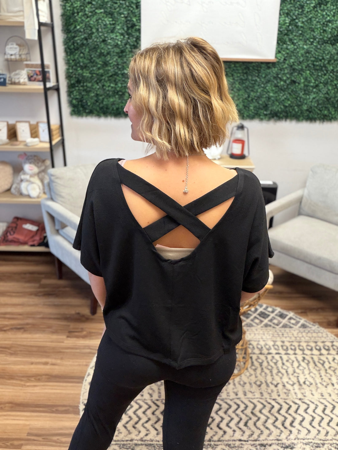 Off Duty Crossback Top - Black