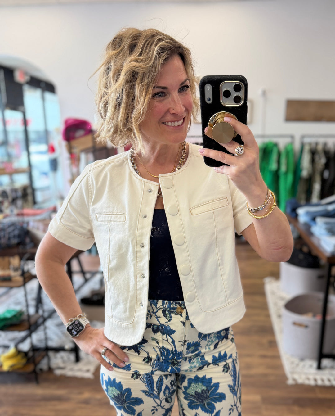 Liverpool - Collarless Short Sleeve Cropped Jacket