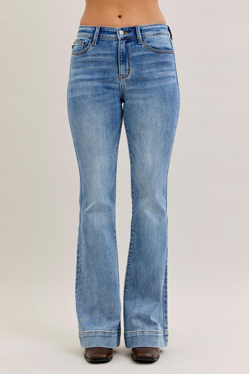 Judy Blue - Mid Rise Trouser Flare