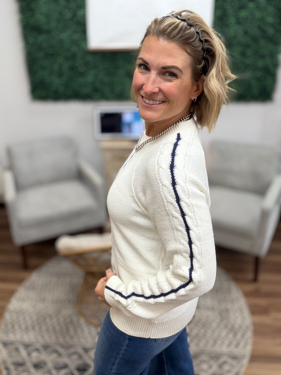 Liverpool - Long Sleeve Crew Neck Raglan Sweater