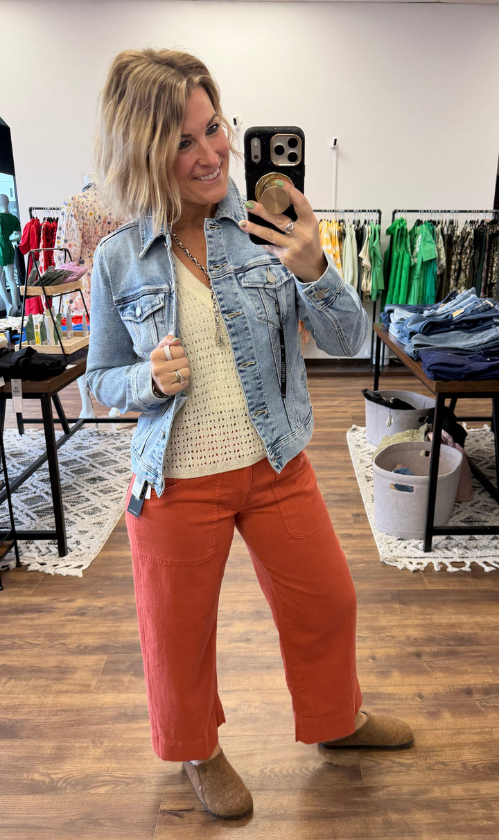 Liverpool - Stride Cargo Wide Leg Crop - Red Clay