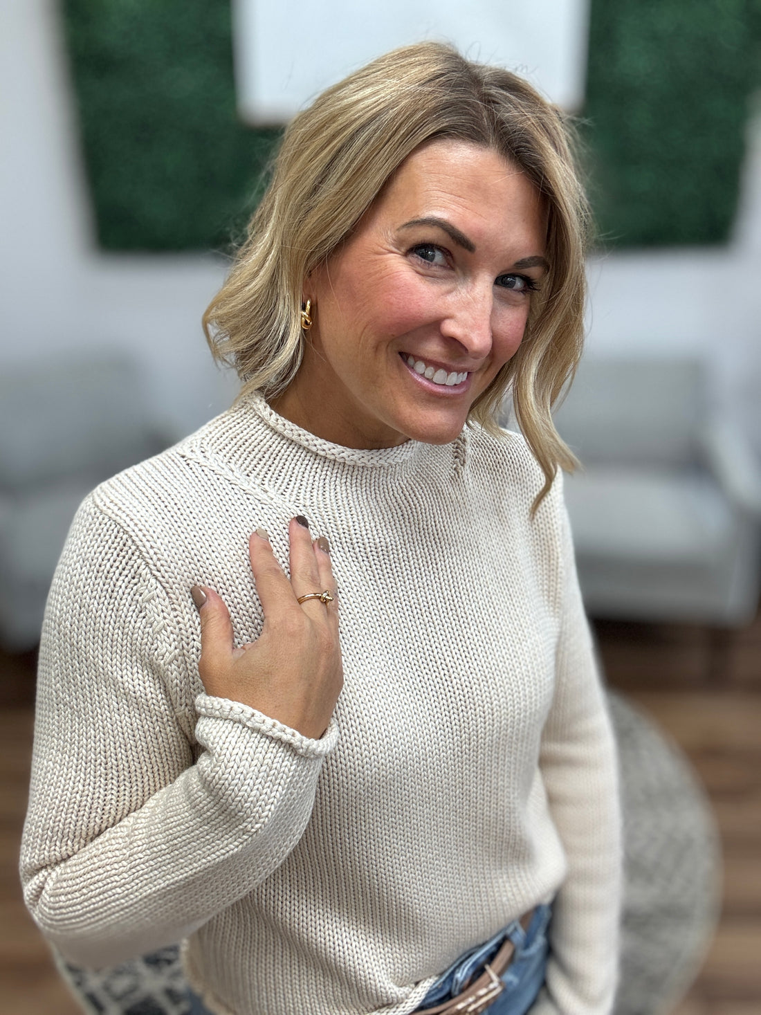 The Classic Knit Sweater - Cream