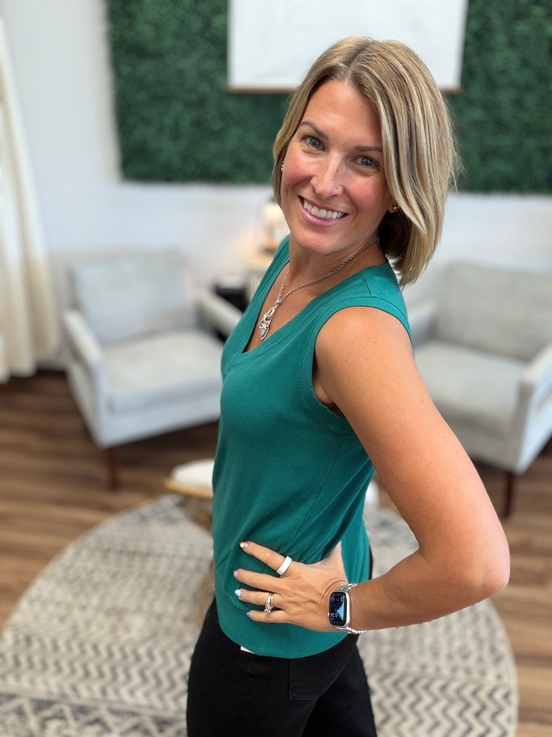 Luxe Air Ribbed V-Neck Tank - Jade