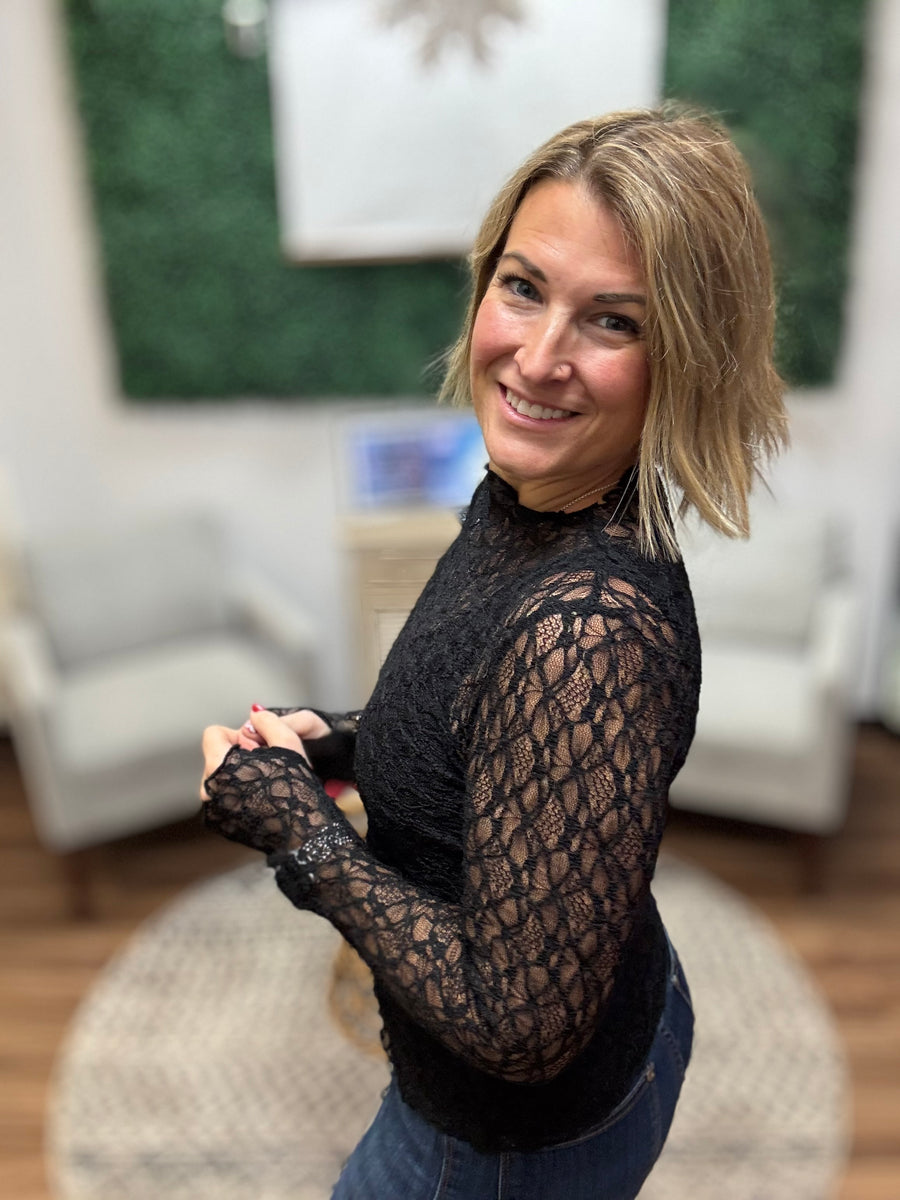 Jolie Lace Thumbhole Top - Black