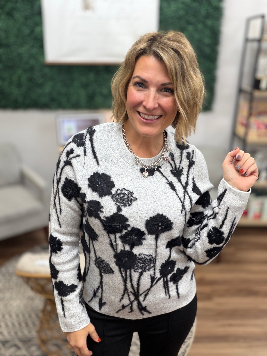 Liverpool - Long Sleeve Crew Neck Sweater