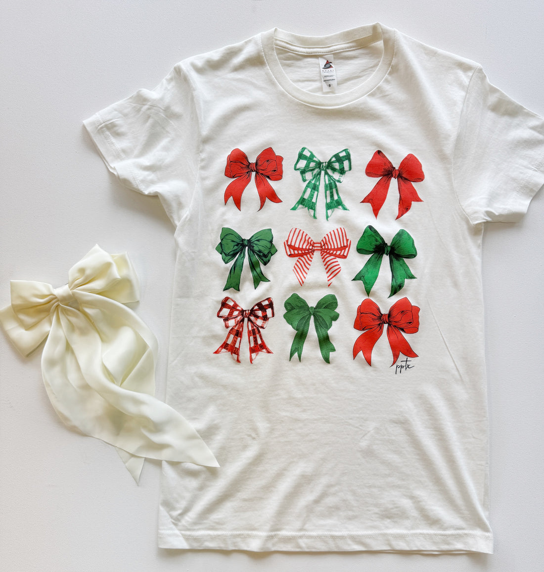 Christmas Bows Graphic Tee