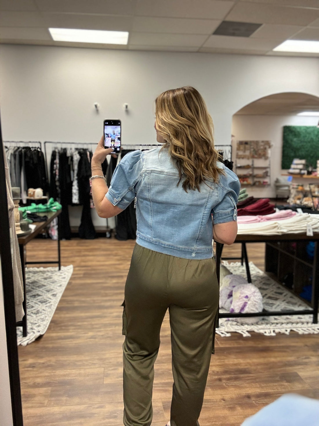 Jaclyn - Puff Sleeve Cropped Denim Jacket