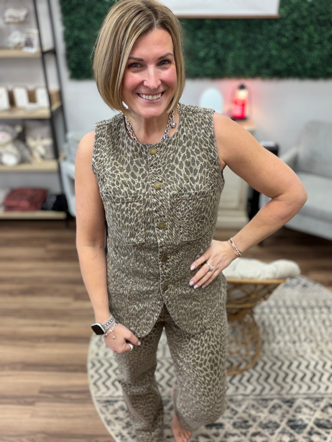 Liverpool - Crew Neck Split Front Vest