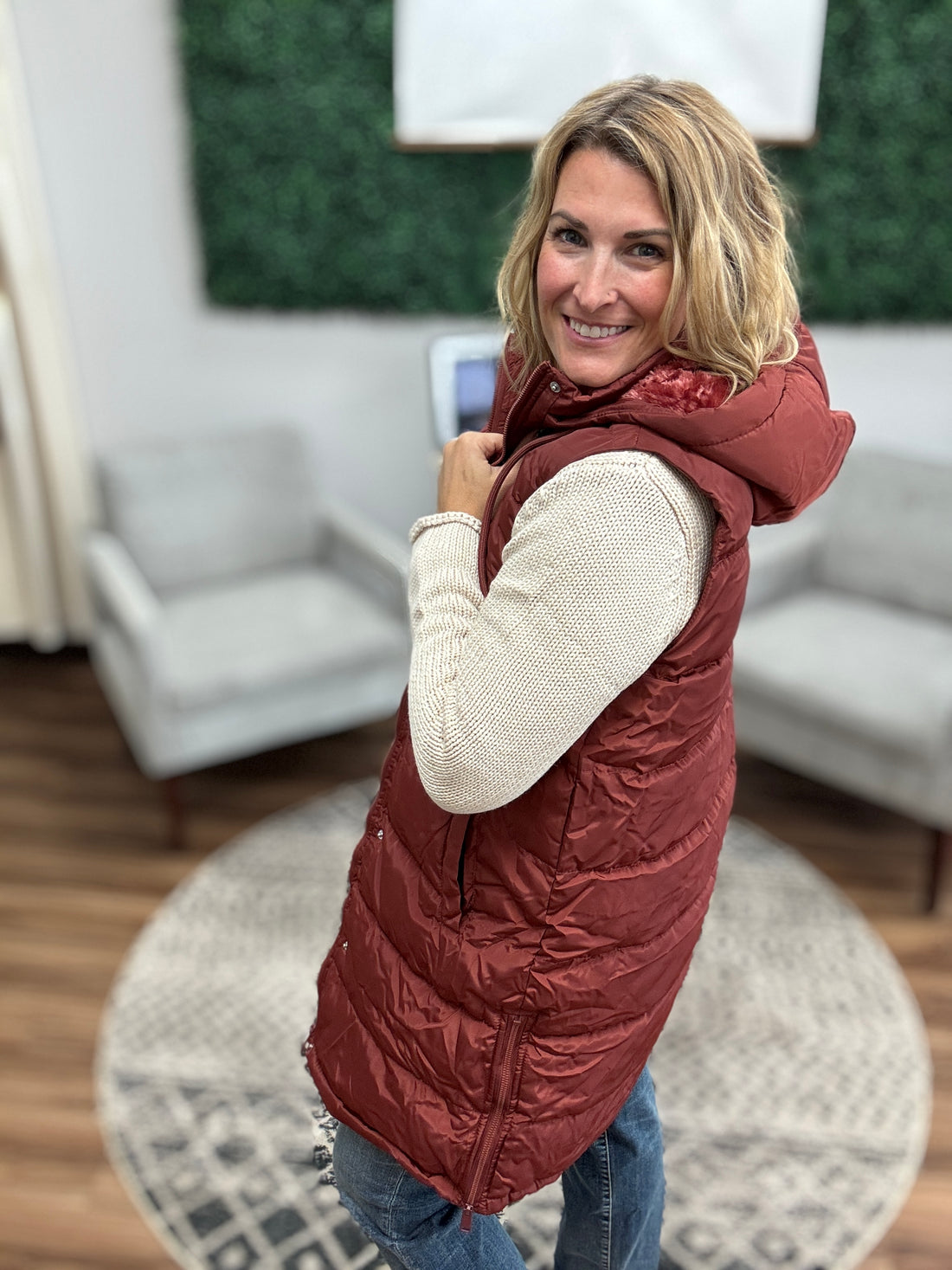 Long Puffer Vest with Hood - Terracota