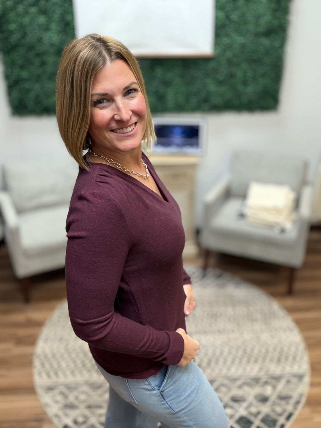 Liverpool - Long Sleeve V-Neck Top w/shirring - Maroon