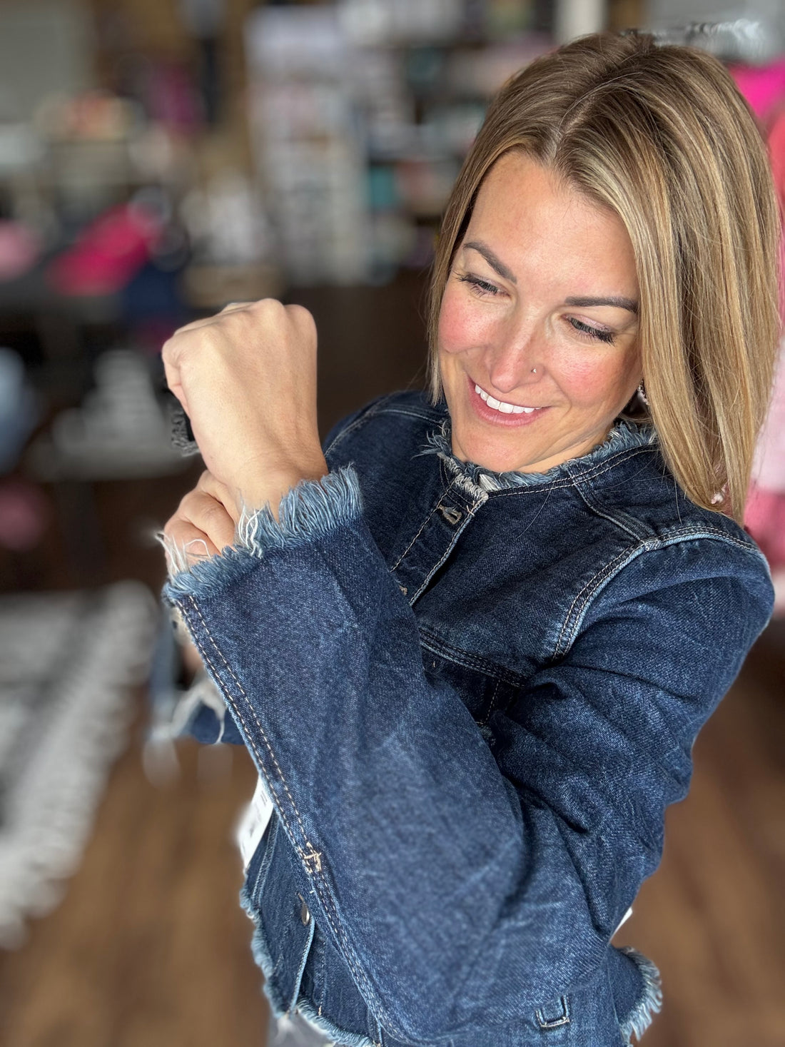 Liverpool - Classic Jean Jacket with Fray Hem