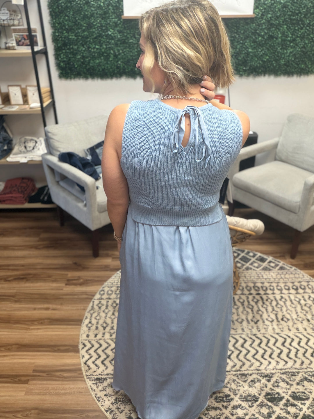 Liverpool - Sleeveless Tie Back Sweater Dress