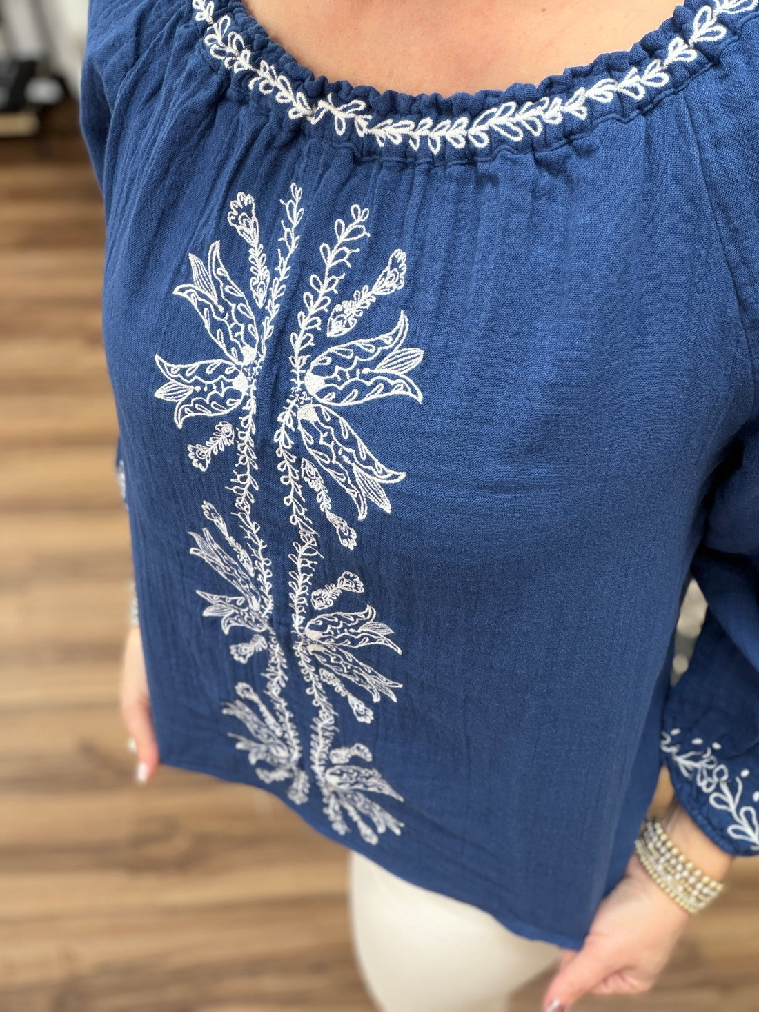 Liverpool - 3/4 Sleeve Woven Top