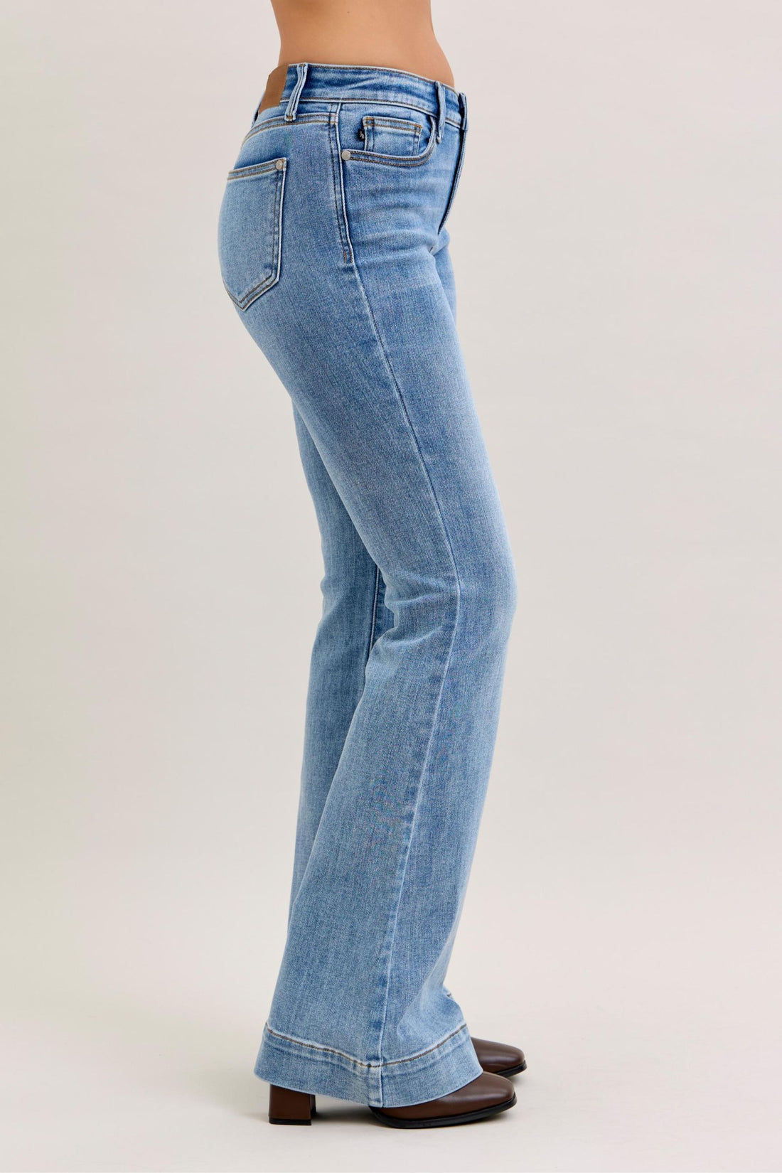 Judy Blue - Mid Rise Trouser Flare
