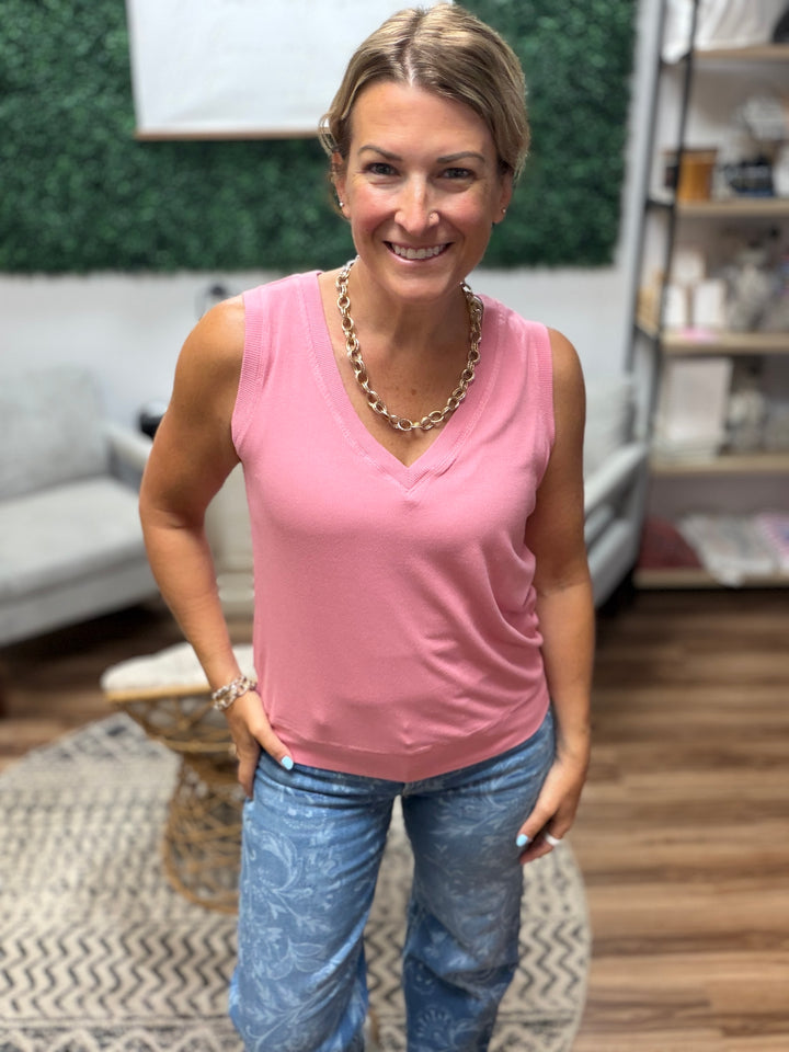 Luxe Air Ribbed V-Neck Tank - Pink
