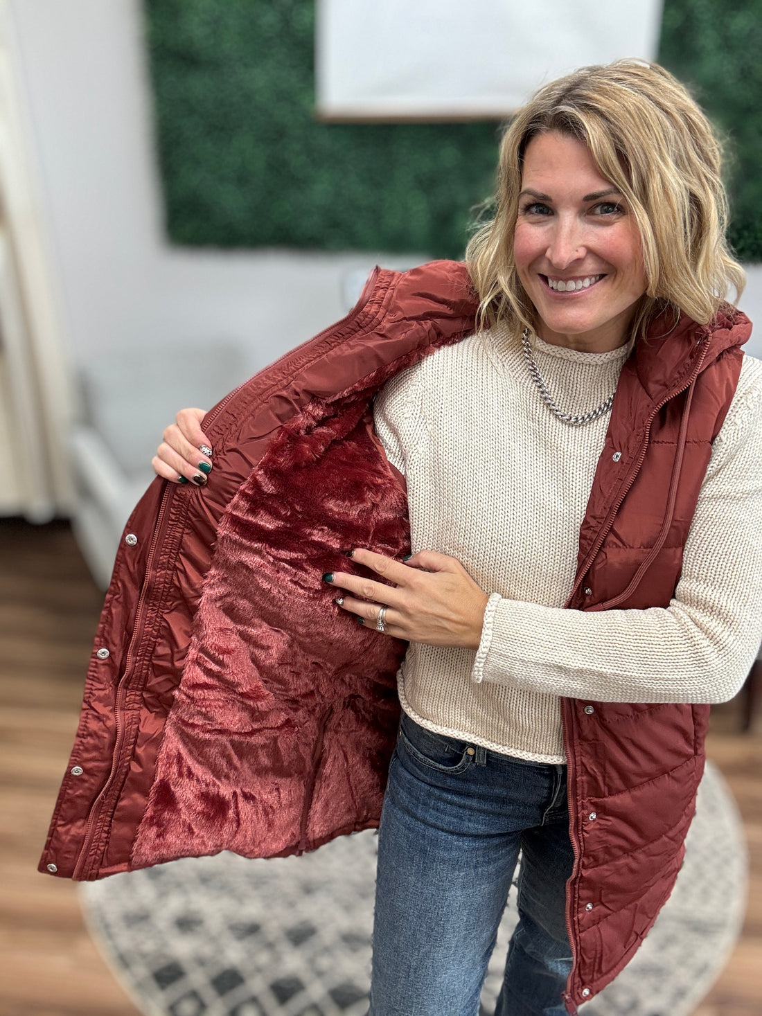 Long Puffer Vest with Hood - Terracota