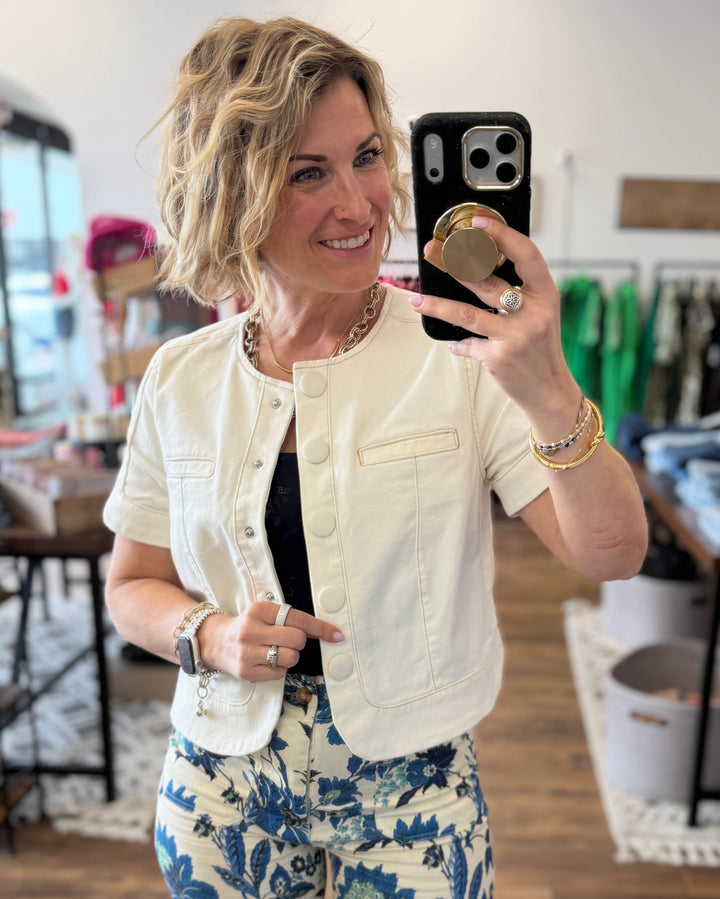 Liverpool - Collarless Short Sleeve Cropped Jacket