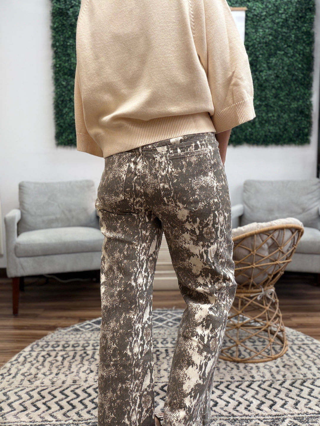 Snake Print Cropped Wide Leg Pants