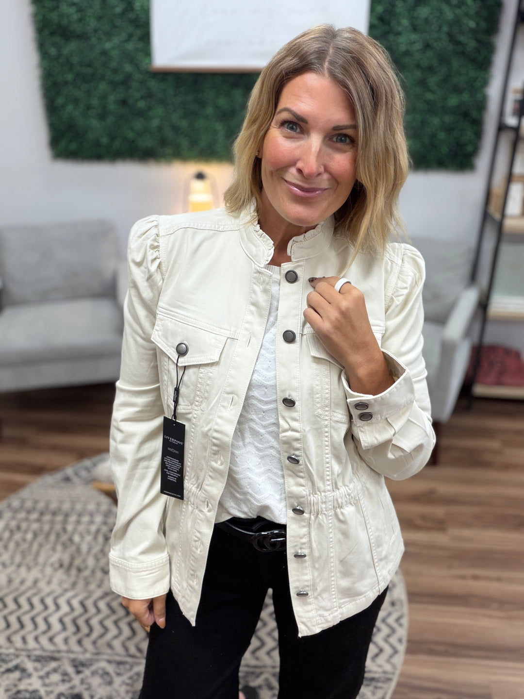 Liverpool - Puff Sleeve Trucker Jacket W/ Ruffle Collar - Bone