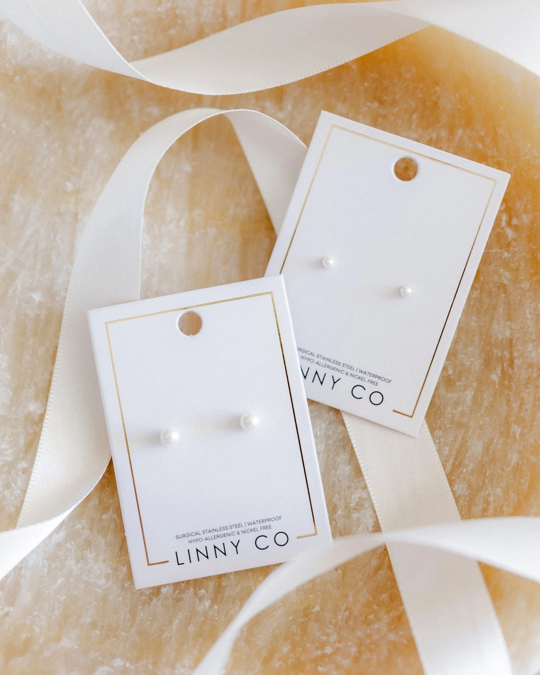 Linny Co - Payton Pearl 3mm Flat Back Earrings