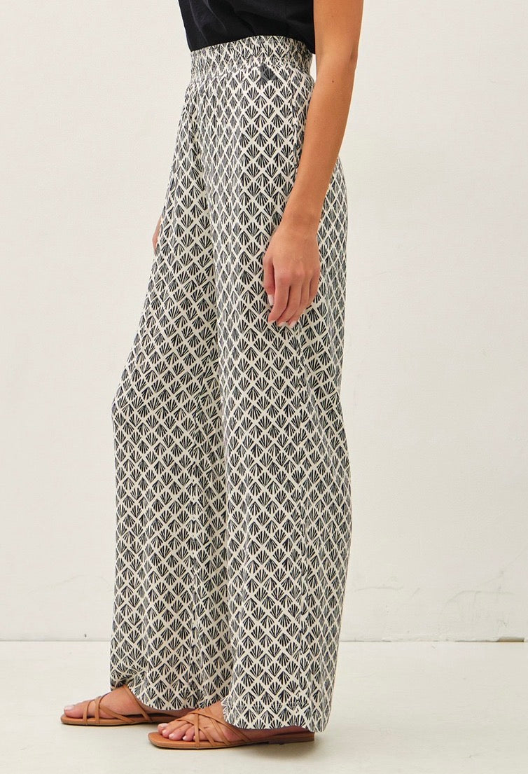 Coastal Breeze Printed Pants