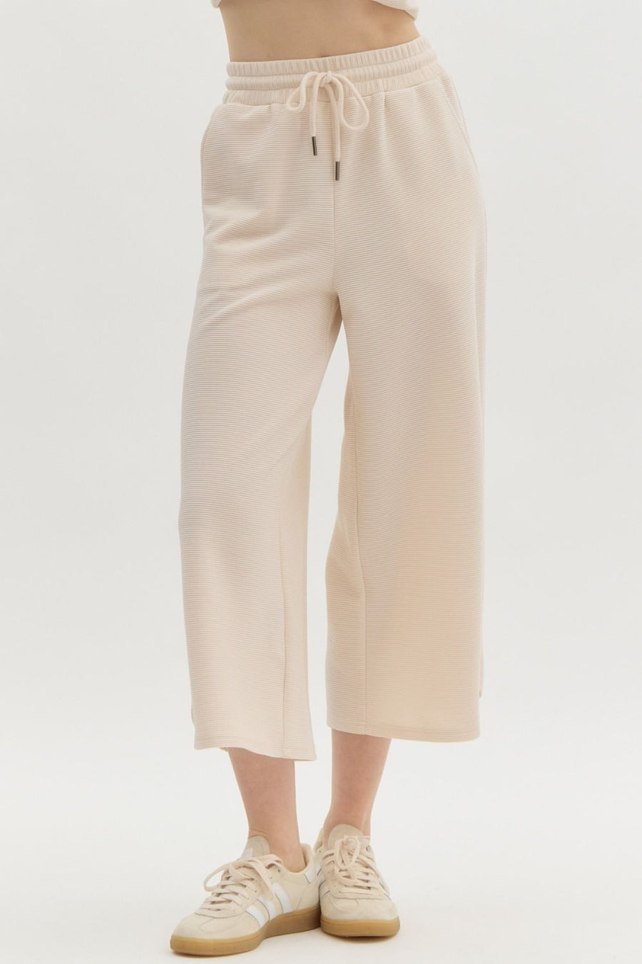 Textured Wide Leg Crop Pants