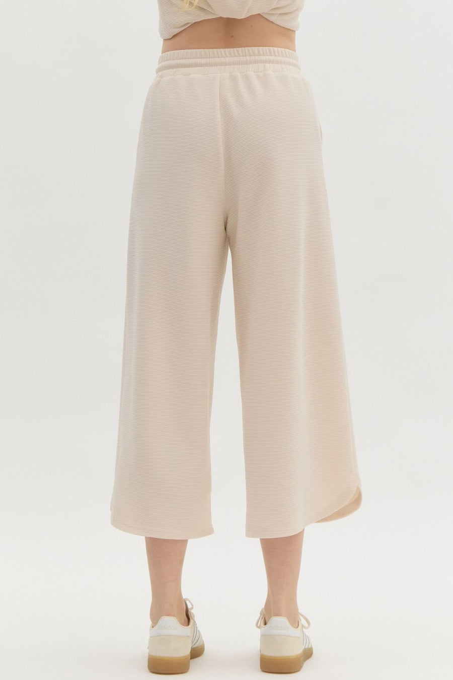 Textured Wide Leg Crop Pants