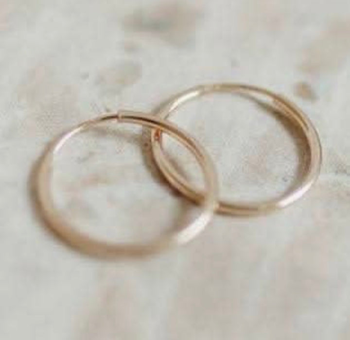 Endless Hoop Earrings | Waterproof