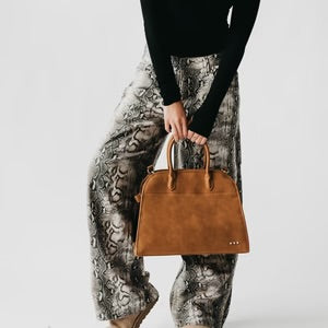Nirvana Nubuck Tote - Camel