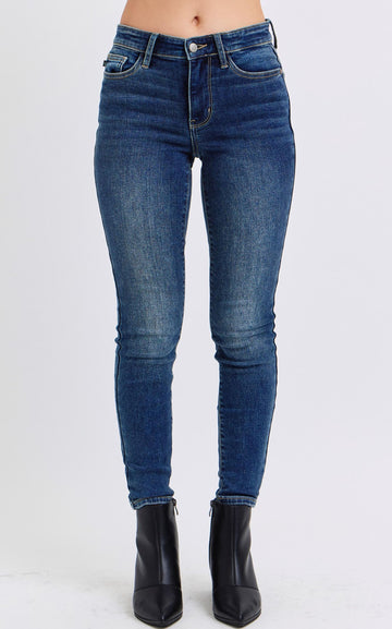 Judy Blue - Mid Rise Thermal Skinny