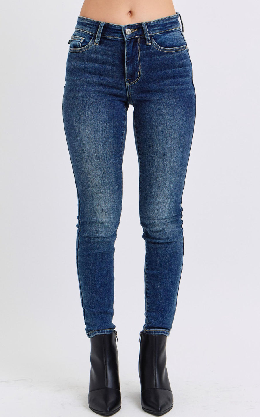 Judy Blue - Mid Rise Thermal Skinny