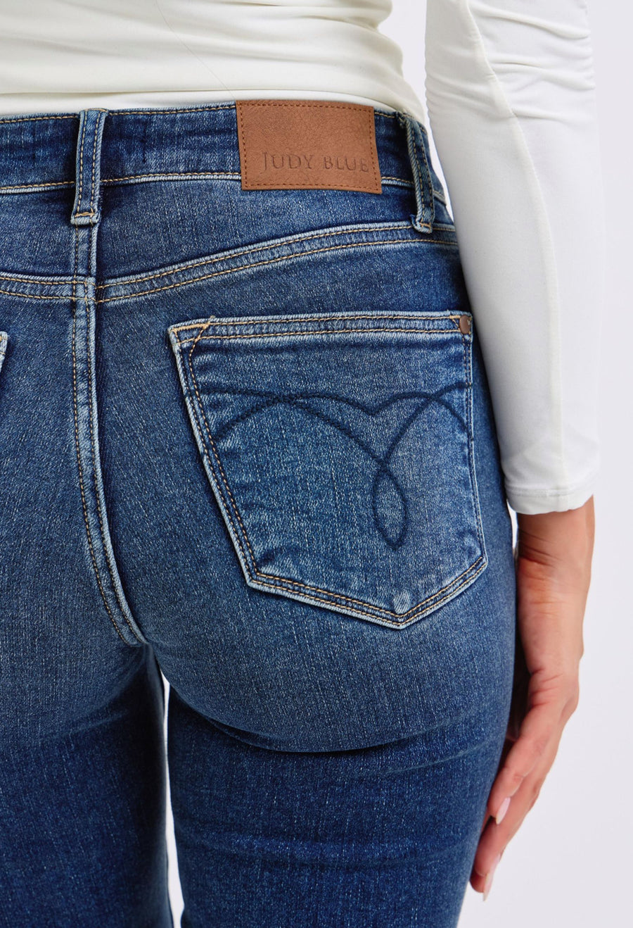 Judy Blue - Mid Rise Thermal Skinny
