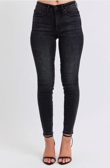 Judy Blue - Black Mid Rise Tummy Control Skinny