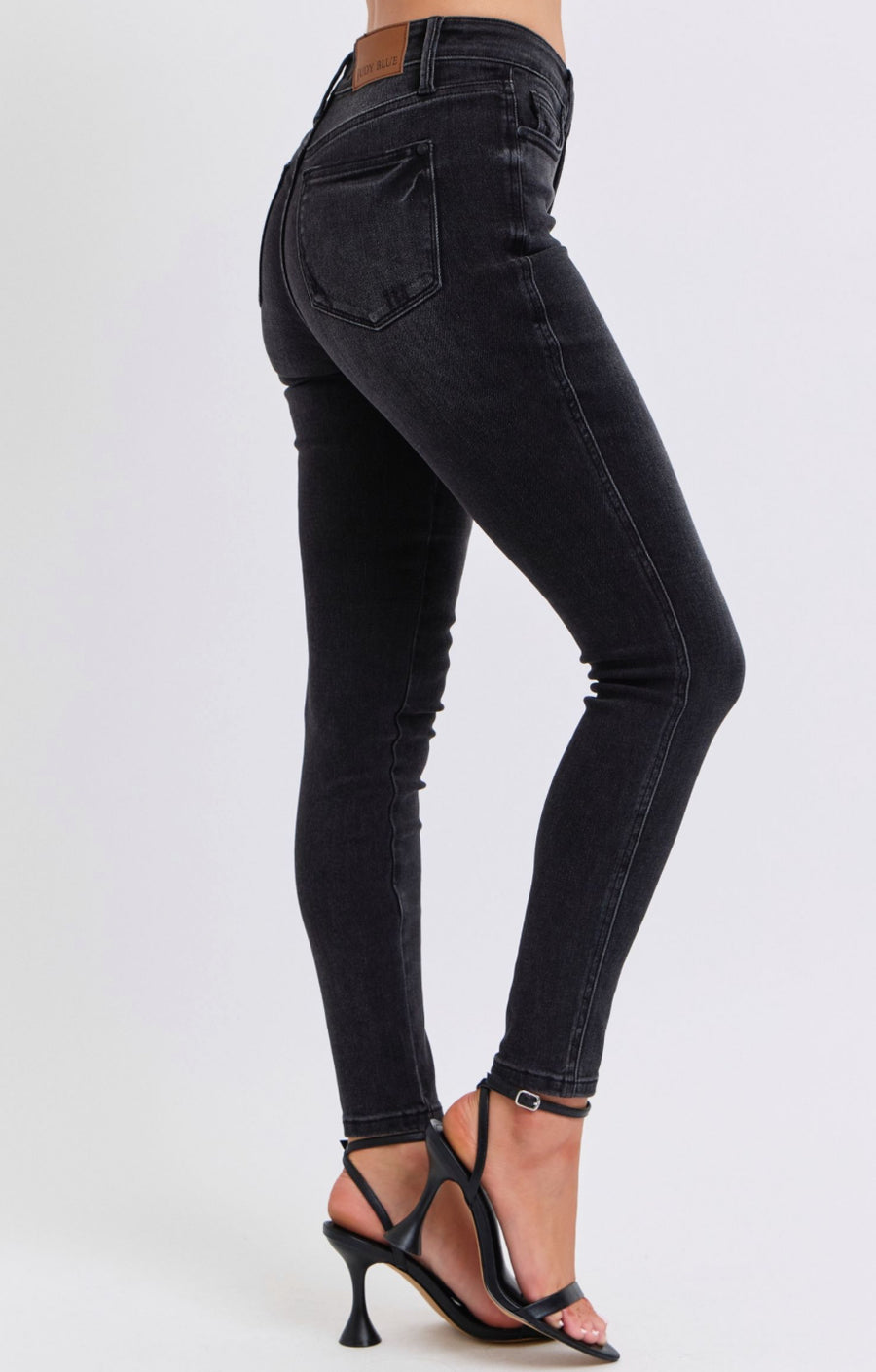 Judy Blue - Black Mid Rise Tummy Control Skinny