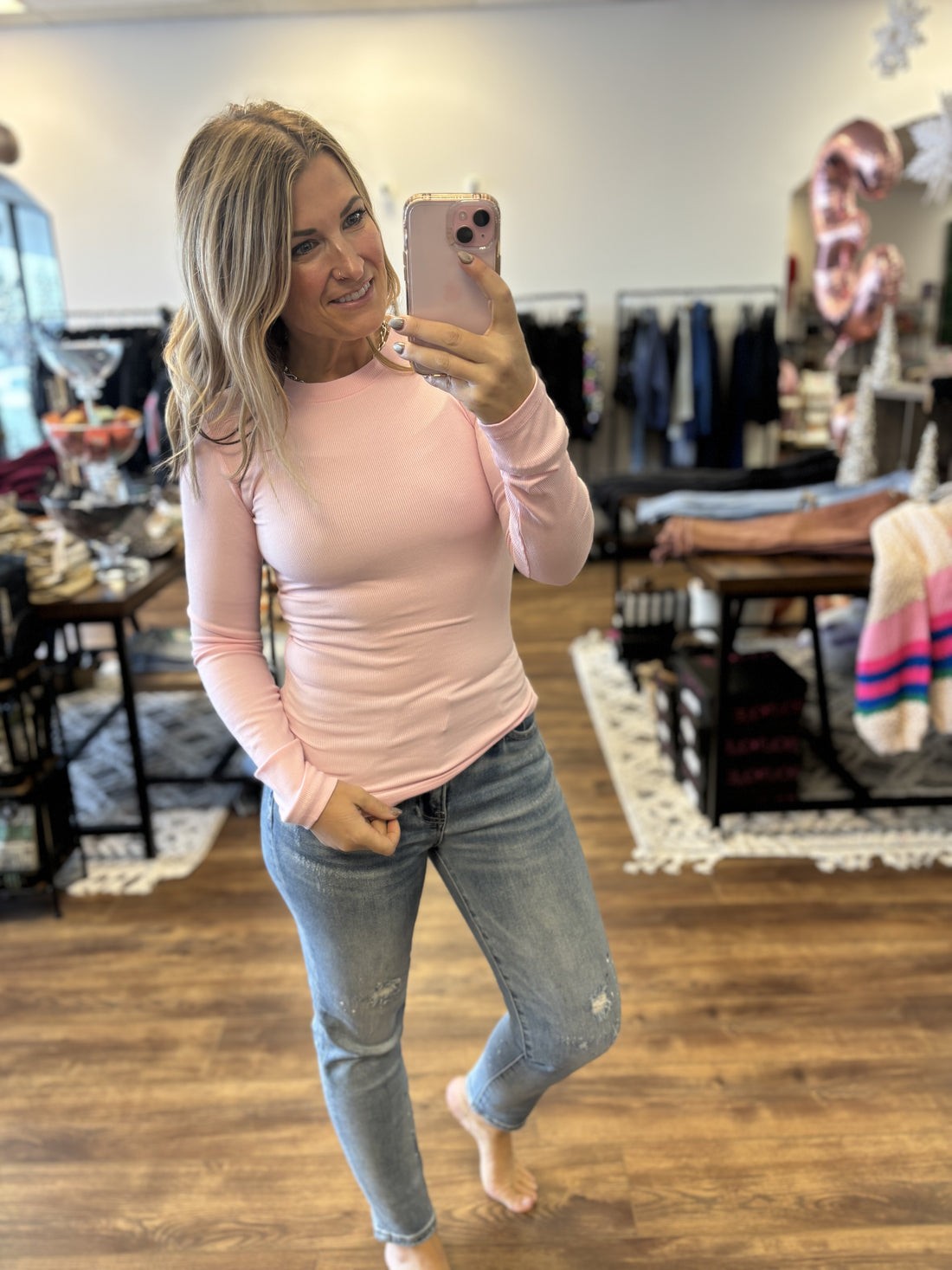 Essential Long-Sleeved Micro-Ribbed Athleisure Top - Pink