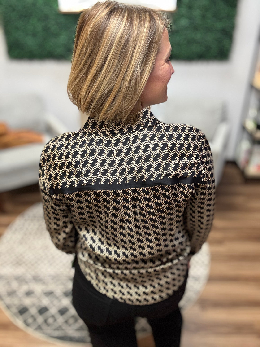 Liverpool - Long Sleeve Button Front Woven Shirt