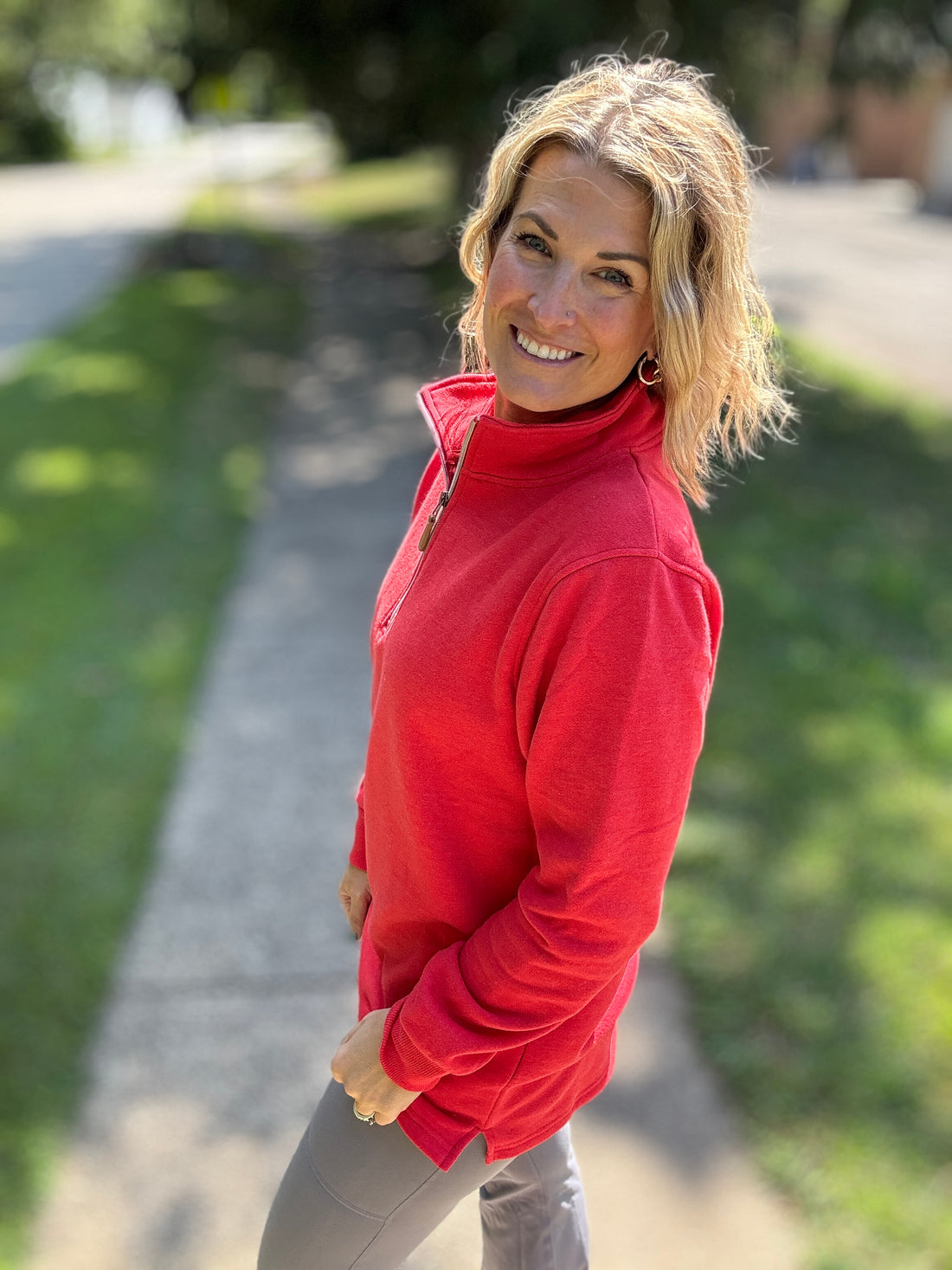 Miley - Vintage Quarter Zip Pullover - Red